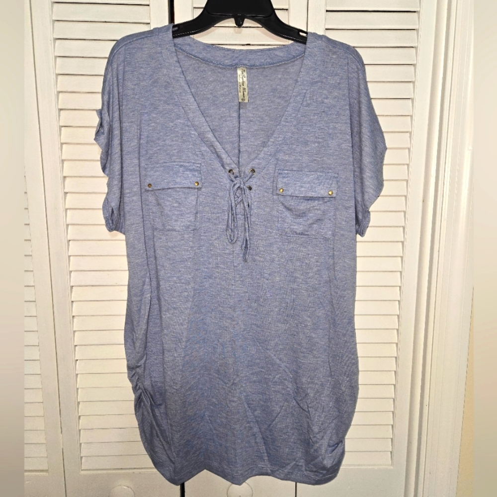 PerSeption Women's 2X V-neck Top